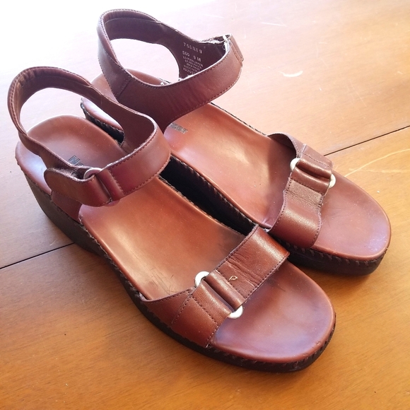 Naturalizer Shoes - Naturalizer Shoes Leather Wedge Sandal Brown Sz 9